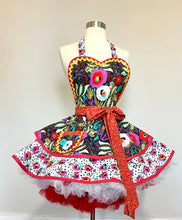 Load image into Gallery viewer, Retro Women's Apron - Artist's Garden
