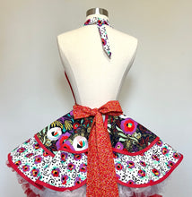 Load image into Gallery viewer, Retro Women's Apron - Artist's Garden