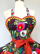 Load image into Gallery viewer, Retro Women's Apron - Artist's Garden