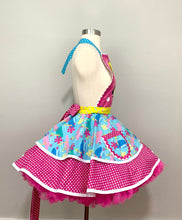 Load image into Gallery viewer, Barbie Apron, XOXO Dream Vacation, Women's Apron