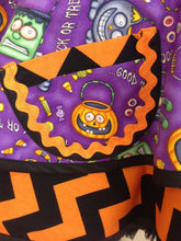 Load image into Gallery viewer, Trick Or Treat Halloween Apron, Girl's Apron
