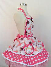 Load image into Gallery viewer, Pink Watercolor Daisies Apron