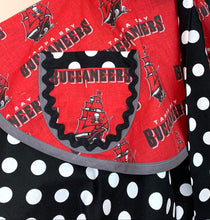 Load image into Gallery viewer, Tampa Bay Buccaneers NFL Fan Girl Apron