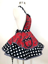 Load image into Gallery viewer, Tampa Bay Buccaneers NFL Fan Girl Apron