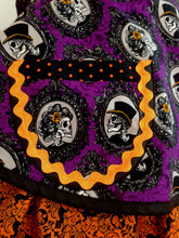 Load image into Gallery viewer, Family Portraits Halloween Apron, Women/s Apron
