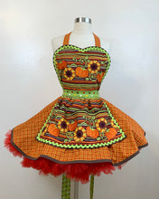 Load image into Gallery viewer, Pumpkin Patch Women&#39;s Fall Apron
