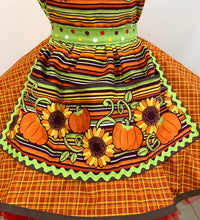 Load image into Gallery viewer, Pumpkin Patch Women&#39;s Fall Apron
