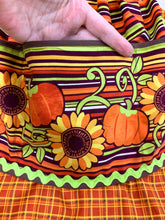 Load image into Gallery viewer, Pumpkin Patch Women&#39;s Fall Apron
