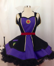 Load image into Gallery viewer, Ravenna Evil Queen Costume Apron
