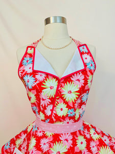 June Cleaver Paper Daisies Pin Up Apron, Cosplay 50's Housewife