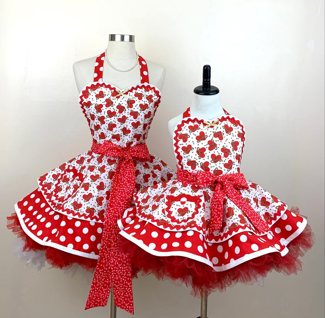The Key to My Heart Mommy and Me Valentine Aprons