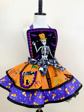 Load image into Gallery viewer, Ms.Skeleton Halloween Apron, Girl&#39;s Apron
